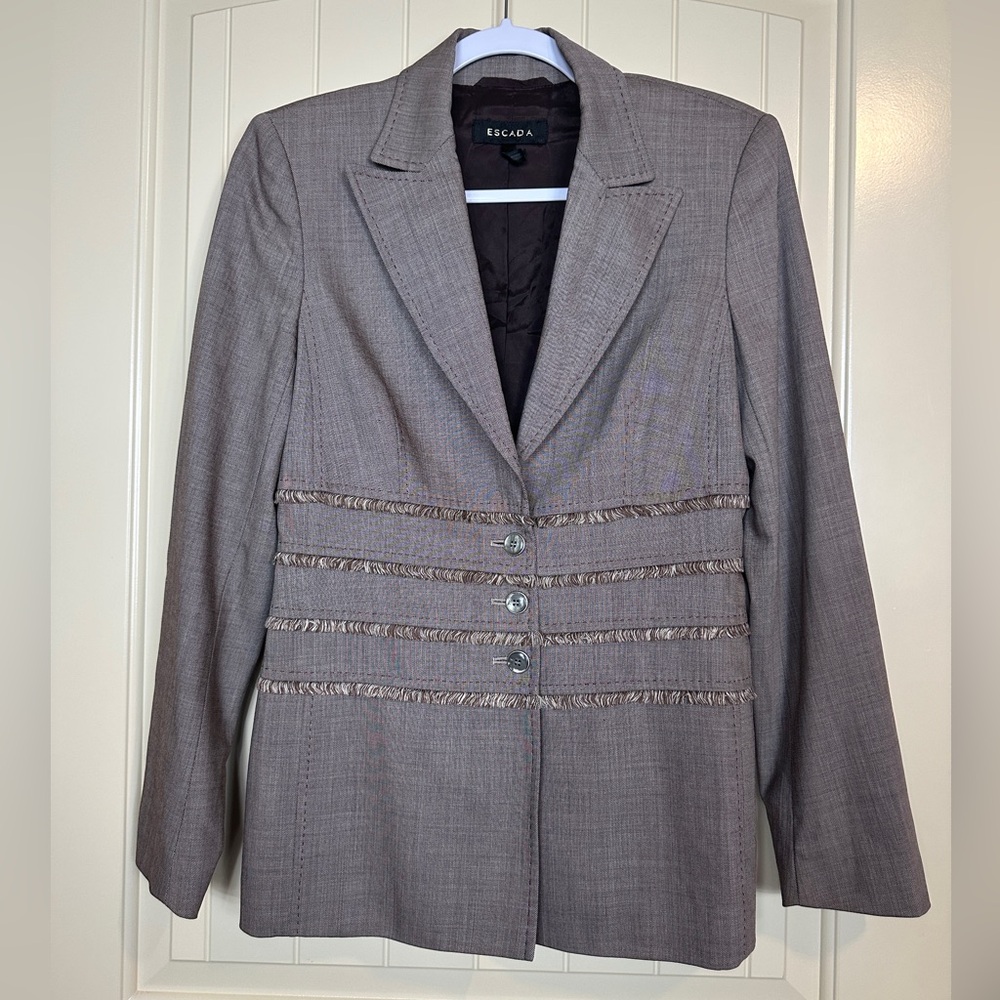 Escada  Women's‎ Brown Silk Wool Blazer Fully Lined fringe accents sz 36 S GUC